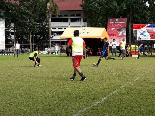 Turnamen Futsal: Dikda Sulut dan Pemkot Manado A Juara Grup