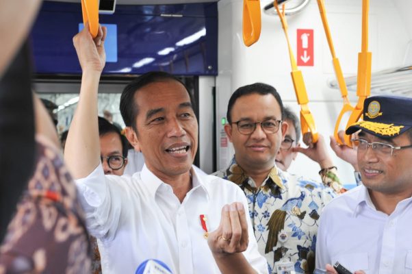 Jajal MRT, Presiden Jokowi: Ini Budaya Baru 9 Jajal MRT, Presiden Jokowi: Ini Budaya Baru