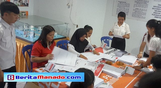 KPU Minut Mulai Tahapan Pelipatan Kertas Surat Suara