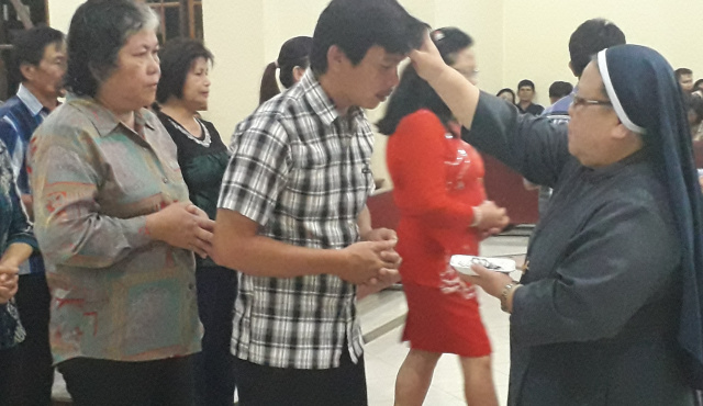 Pemilu 2019: Mgr. Rolly Untu Minta Umat Katolik Gunakan Hak Pilih