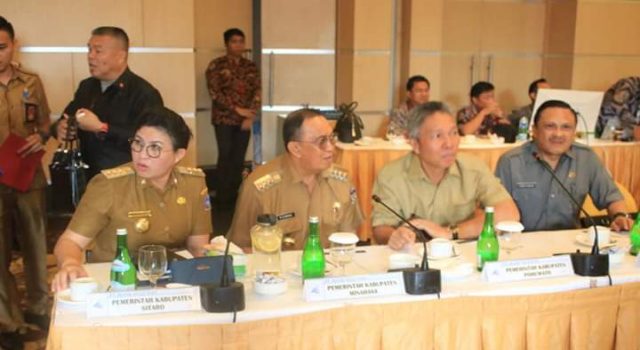Wakili Bupati Minsel, Wabup Franky Wongkar Hadiri RUPS Bank SulutGo