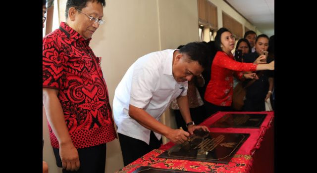 Kunjungi Sangihe, Olly Dondokambey Buktikan Keberhasilan Pembangunan Pemerintahan Presiden Jokowi 13 Kunjungi Sangihe, Olly Dondokambey Buktikan Keberhasilan Pembangunan Pemerintahan Presiden Jokowi