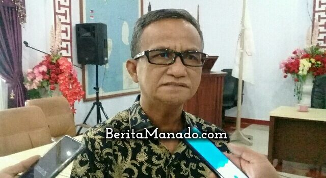 Pers Menurut Helmud Hontong