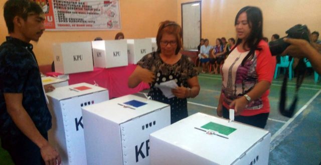 KPU Bitung Sukses Gelar Simulasi Pemilu 2019 di Tendeki 9 KPU Bitung Sukses Gelar Simulasi Pemilu 2019 di Tendeki