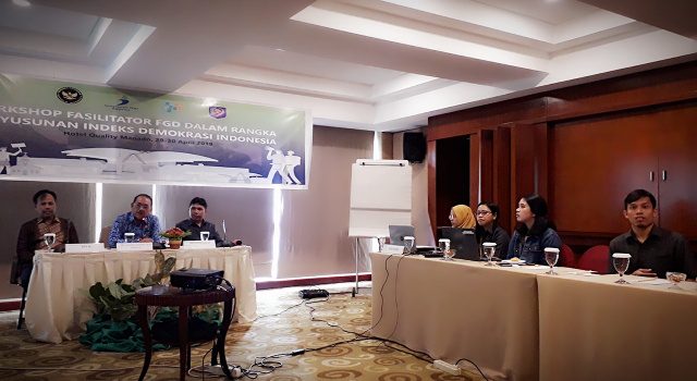 Edison Humiang Wakili Gubernur Buka FGD IDI Sulut 2018