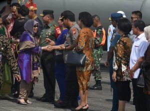 Ibu Wakil Presiden RI Tiba di Manado Lakukan Kunjungan Kerja