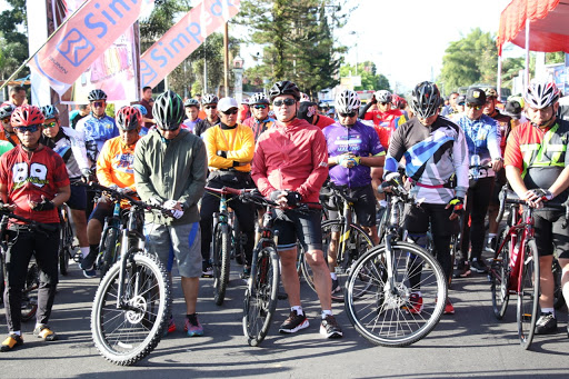 Demi Pemilu Damai, Steven Kandouw Bersepeda Puluhan Kilometer