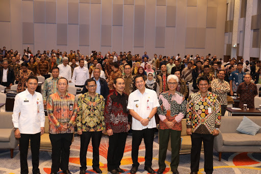 Steven Kandouw Ingatkan Pejabat Pengadaan harus Teliti