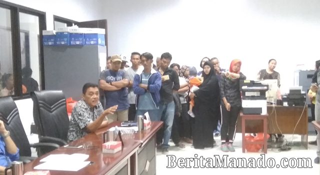 Komisi A DPRD Manado Terima Keluhan Masyarakat Mayondi 12 Komisi A DPRD Manado Terima Keluhan Masyarakat Mayondi