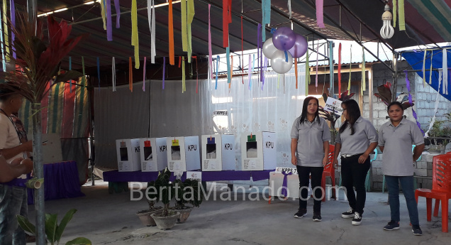 TPS 5 Desa Wolaang Terima Logistik Pemilu 2019