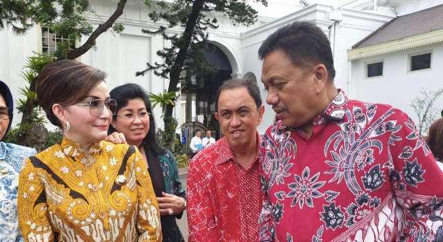 Bupati Tetty Paruntu Hadiri Pertemuan Dengan Presiden Joko Widodo