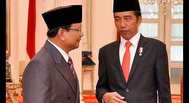 Survei Terbaru SMRC: Jokowi masih Unggul 19,8 Persen atas Prabowo