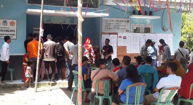 Resina Bersyukur Bisa Nyoblos Meski tidak Diundang 8 Resina Bersyukur Bisa Nyoblos Meski tidak Diundang