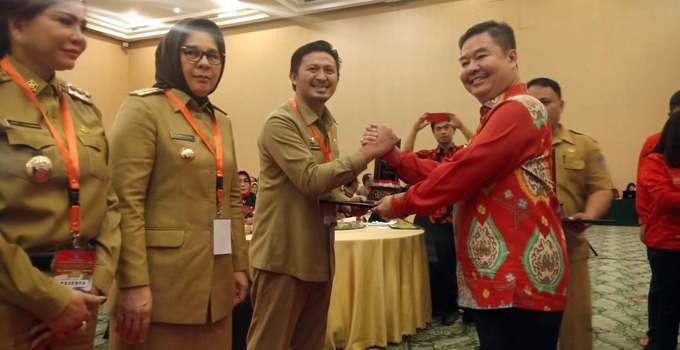 Kota Terbaik, Pemkot Bitung Diganjar Dua Penghagaan