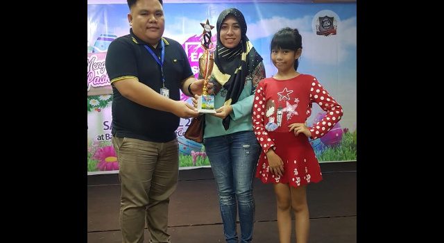 Peserta Muslim Salsabila Putri Tampil Cekatan Menghias Telur Paskah 8 Peserta Muslim Salsabila Putri Tampil Cekatan Menghias Telur Paskah