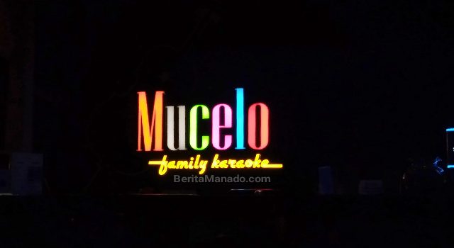 Romantisnya Live Music di Mucelo Karaoke