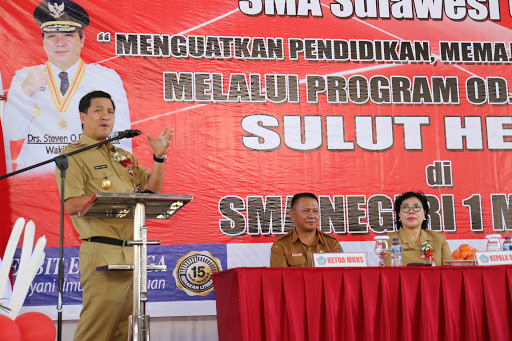 Steven Kandouw Ingatkan Kepsek SMA Rajin Berkoordinasi