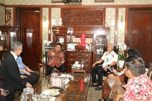 Dalam Rangka Konas FK PKB PGI, Olly Dondokambey Audiensi dengan Ganjar Pranowo