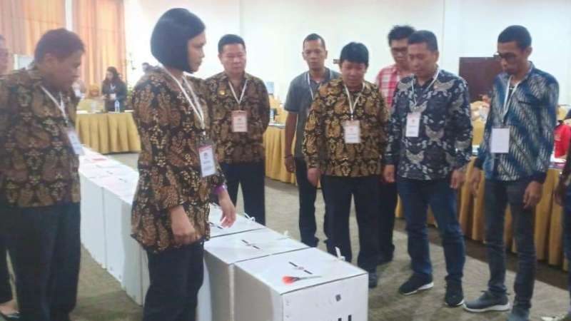 KPU Minut Pleno Rekapitulasi Suara, Hari Pertama Tuntas 2 Kecamatan