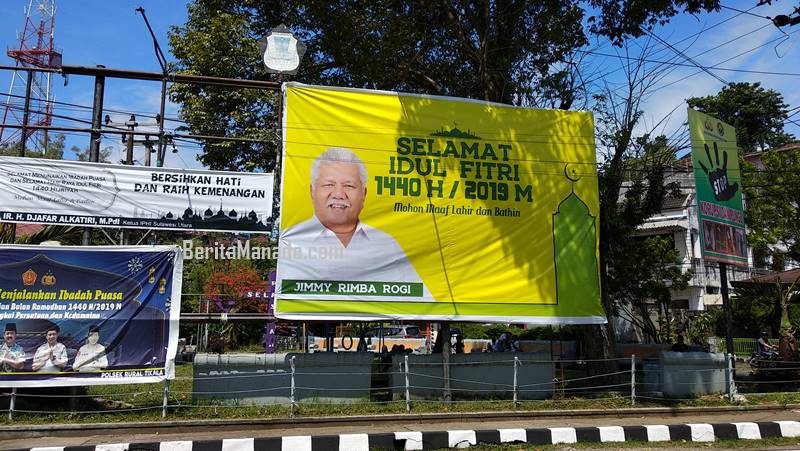 Baliho Imba di kawasan Tikala