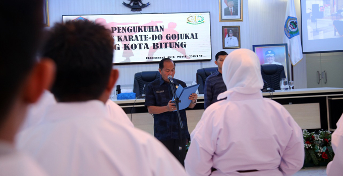 Kukuhkan Pengurus Karate Goju Bitung, Wali Kota Harapkan Ini