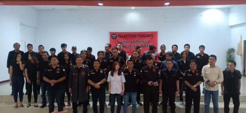 Di Pelantikan Pengurus Waraney Puser In'Tana, Hangky Gerungan Kampanyekan 'Brenti Jo Korupsi' 9 Di Pelantikan Pengurus Waraney Puser In'Tana, Hangky Gerungan Kampanyekan 'Brenti Jo Korupsi'