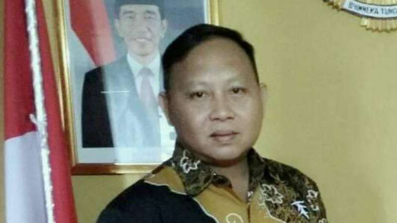 SCW Minta Bupati Vonnie Panambunan Mundur dari Jabatan