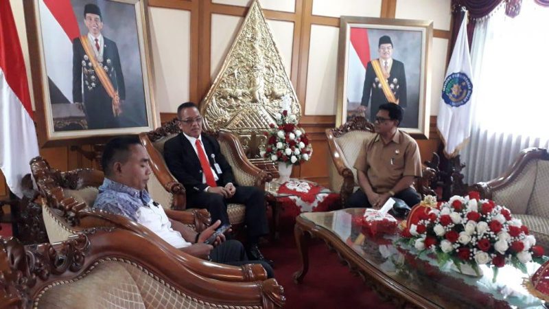 Sambangi Kampus IPDN Jatinangor, Bupati Jabes Gaghana Bahas Hal Ini