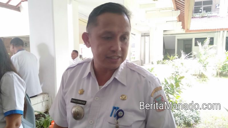 Sukseskan Manado Fiesta, Kecamatan Wenang Mulai Buat Taman Hias 8 Sukseskan Manado Fiesta, Kecamatan Wenang Mulai Buat Taman Hias