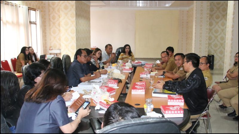 Keles Pimpin Rapat Pembahasan Pansus Penyertaan Modal