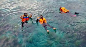 Wow.. Luar Biasa Indah Pantai Ini, Deciana Mengaku Langsung Jatuh Cinta