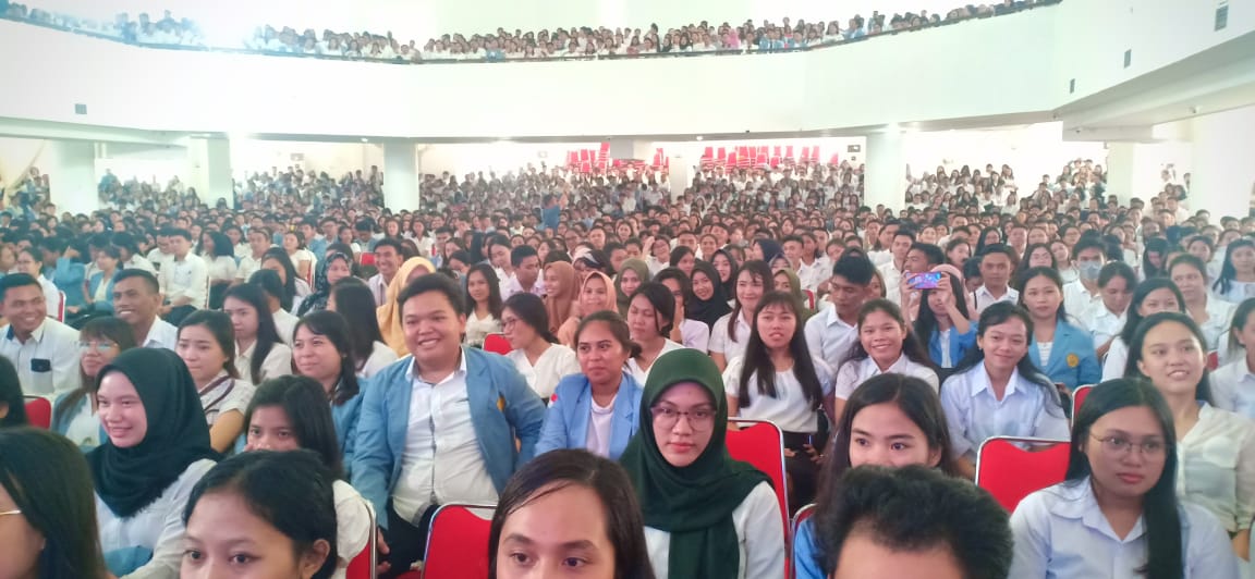 Bupati Yasti Mokoagouw Janji Beri Hadiah Handphone Android