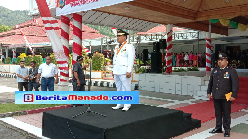 Bupati Jabes Gaghana Irup HUT Bhayangkara ke-73