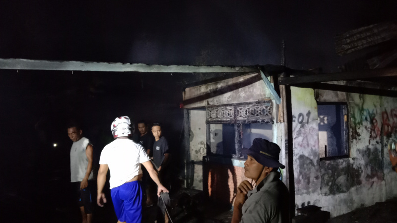 Satu Rumah di Kelurahan Tidore Ludes Terbakar