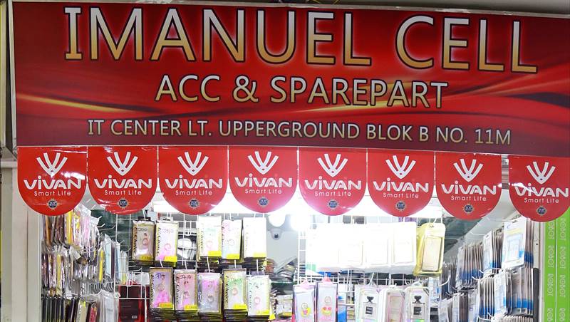 Imanuel Cell di itCenter Manado, Lantai Upper Ground Blok B-11M