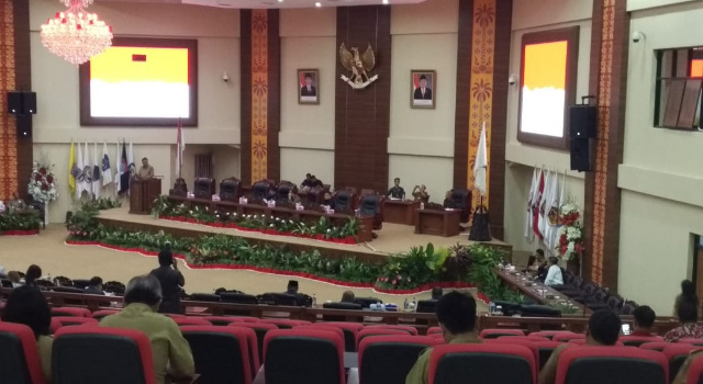FPG Pertanyakan Sistem Zonasi, Olly Dondokambey Jawab Begini