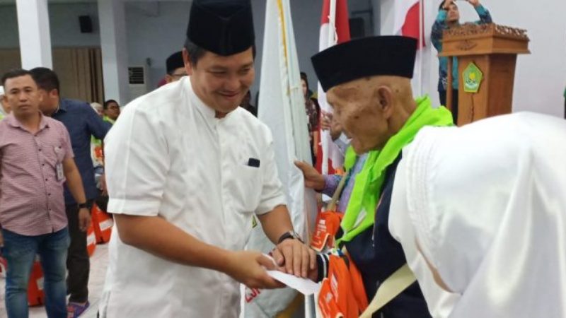 Lepas Calon Jamaah Haji, Steven Kandouw: Hanya Dua Persen yang Terpilih