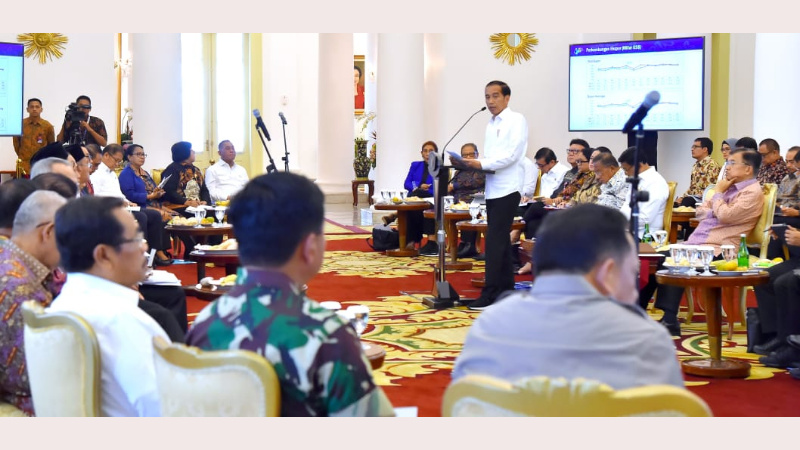 Pimpin Sidang Kabinet Paripurna, Jokowi Ungkap Kondisi Kota Manado
