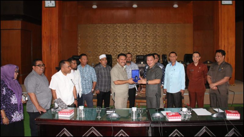 Terkait APBD Perubahan dan TTP, DPRD Ternate Kunker di DPRD Tomohon 8 Terkait APBD Perubahan dan TTP, DPRD Ternate Kunker di DPRD Tomohon