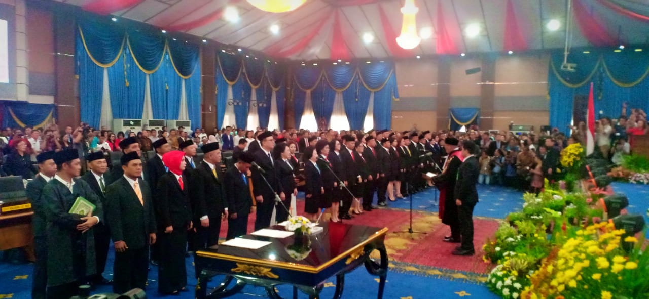 Dilantik Ketua PN, 40 Anggota DPRD Manado 2019-2024 Resmi Bertugas