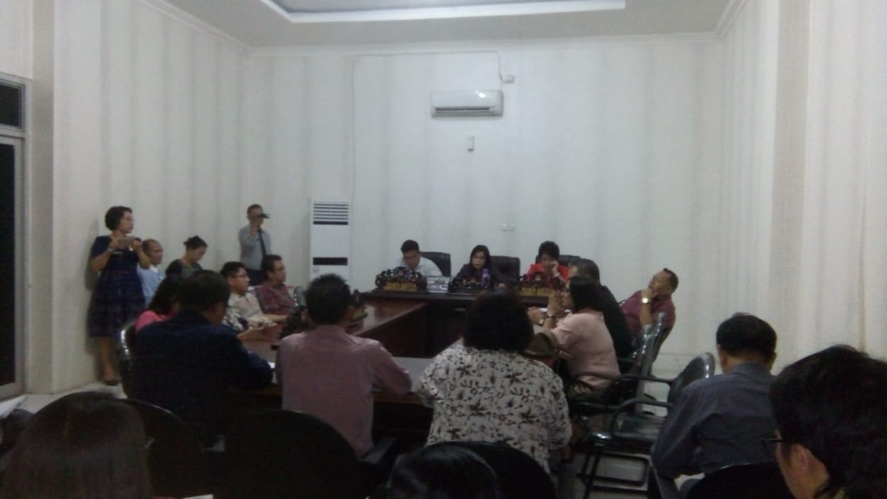 Dinilai Tabrak Aturan, Dinas PMD Banjir Kritikan