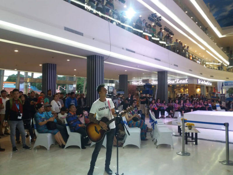'Lelaki' ini Hebohkan Manado Fiesta 2019 (MF19) di Mantos 3
