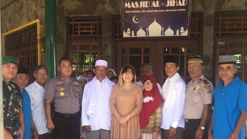 Selvi Tambani dan Keluarga Rayakan Idul Adha dengan Masyarakat di Tiga Desa
