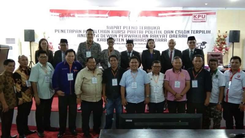 KPU Minut Tetapkan 30 Calon Terpilih Anggota DPRD 10 KPU Minut Tetapkan 30 Calon Terpilih Anggota DPRD