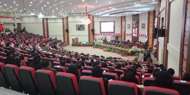 DPRD dan Pemprov Sahkan Perda Perubahan APBD Sulut Tahun Anggaran 2019 9 DPRD dan Pemprov Sahkan Perda Perubahan APBD Sulut Tahun Anggaran 2019