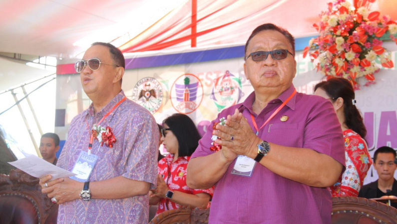 ADVERTORIAL: Royke Roring-Robby Dondokambey Hadiri Pembukaan PSR Sinode GMIM di Kawangkoan