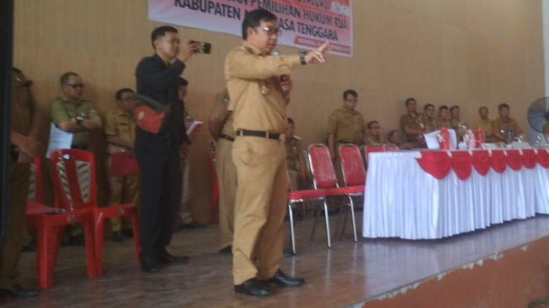 James Sumendap Ancam Penjarakan Hukum Tua Selewengkan Dandes
