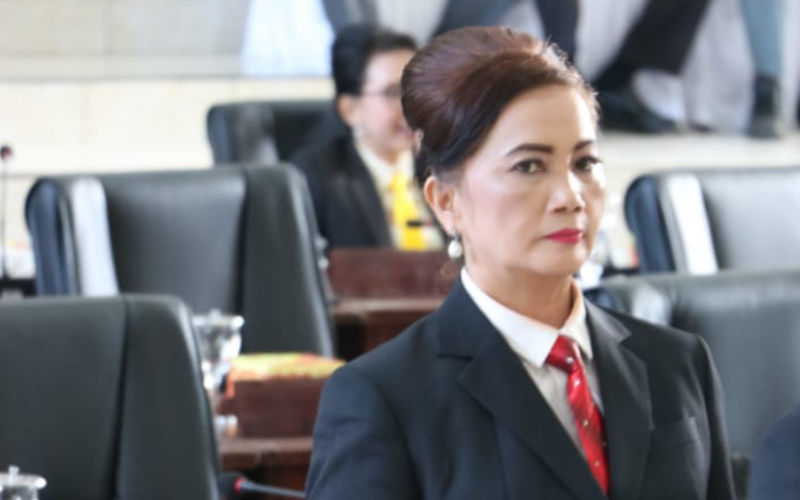 Dilantik DPRD Minsel, Ritha Lolowang Komit Perjuangkan Hak Perempuan