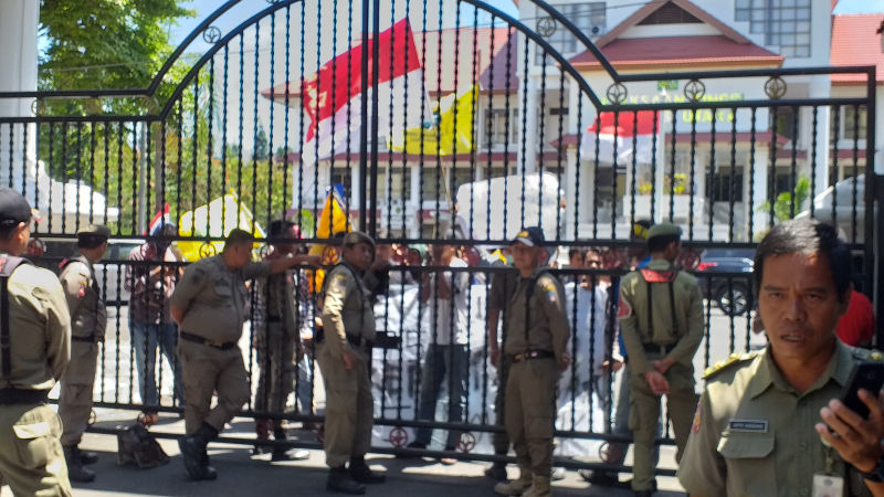 Demo Tanpa Izin Suarakan Tolak Kenaikan BPJS