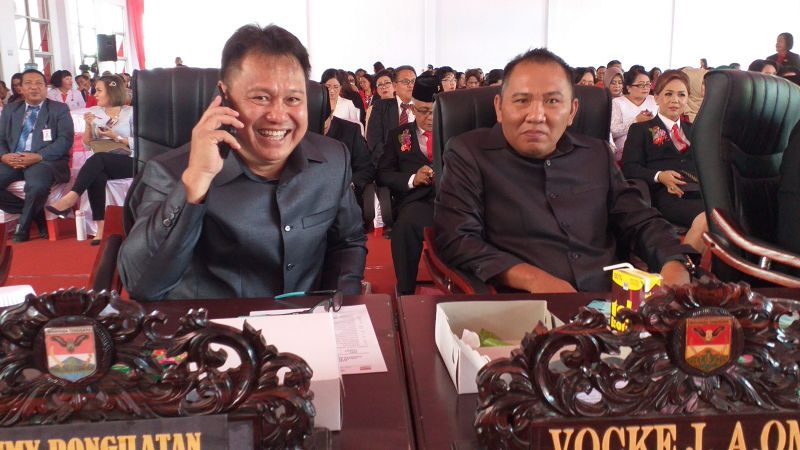 Kembali Sebagai Rakyat Biasa, Ini Sikap Vocke Ompi dan Sammy Pongilatan 8 Kembali Sebagai Rakyat Biasa, Ini Sikap Vocke Ompi dan Sammy Pongilatan